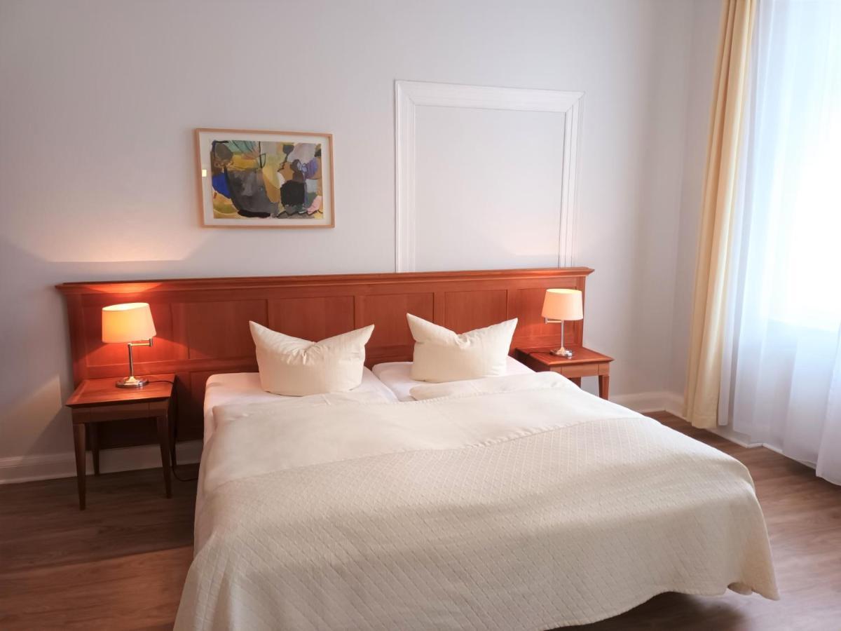 Hotel Vierseithof ルッケンヴァルデ エクステリア 写真