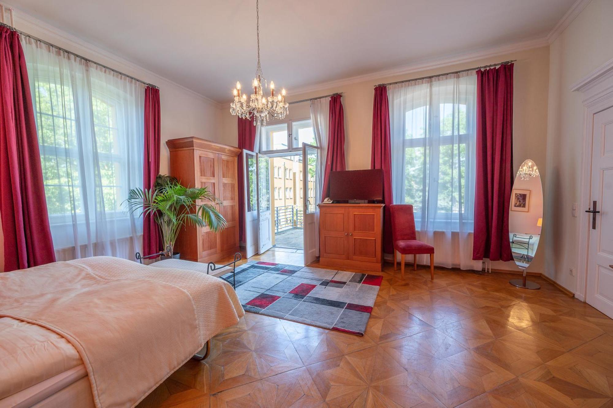Hotel Vierseithof ルッケンヴァルデ エクステリア 写真